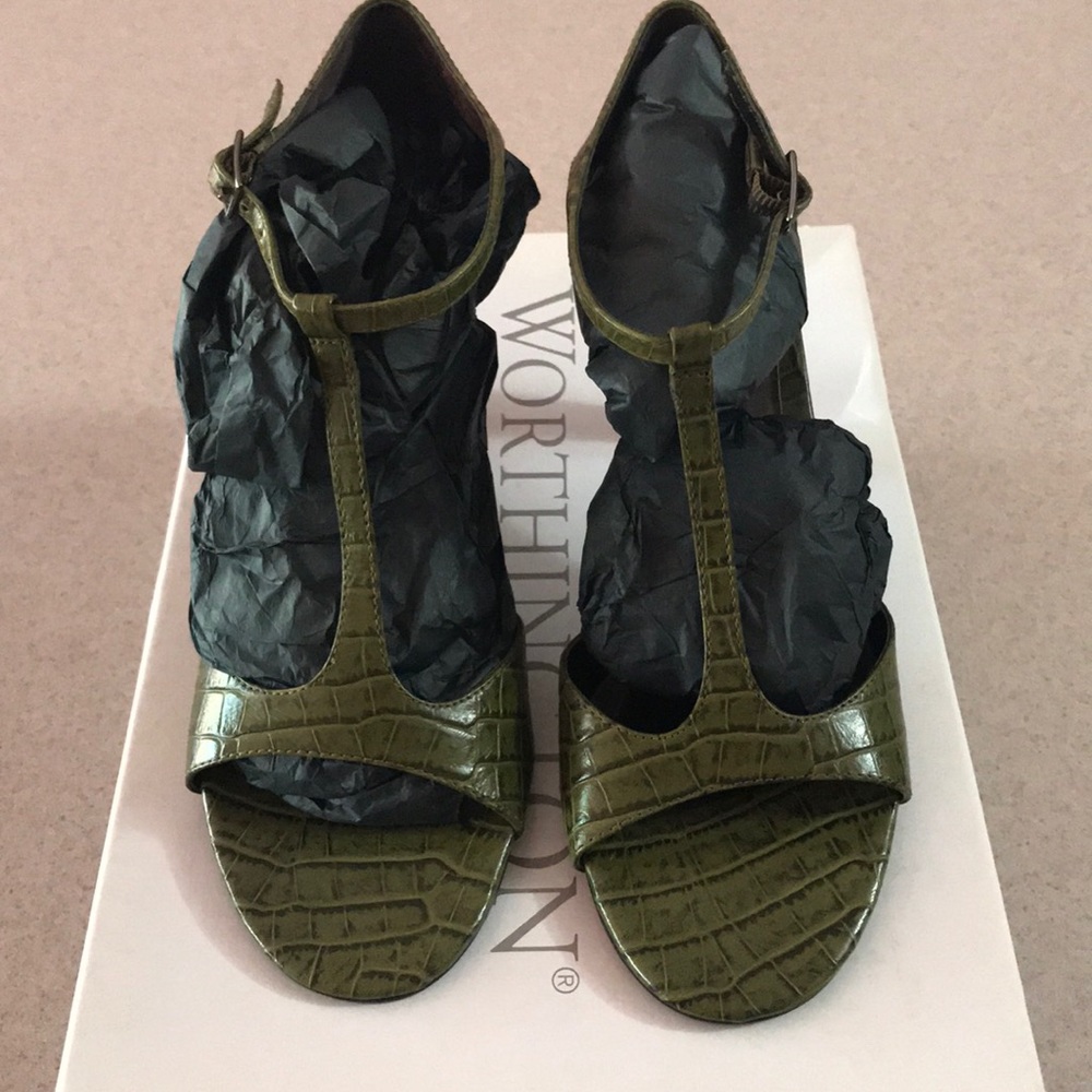 Worthington snakeskin heels.